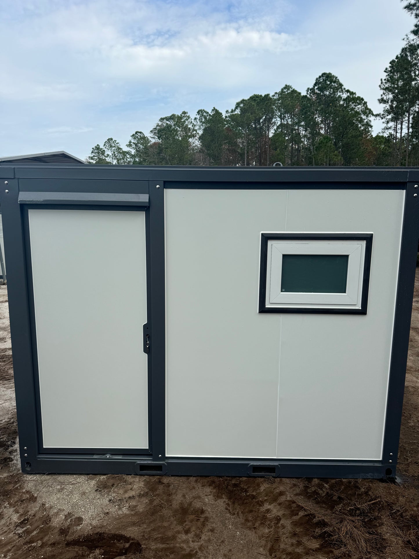 7x10 Prefabricated Office