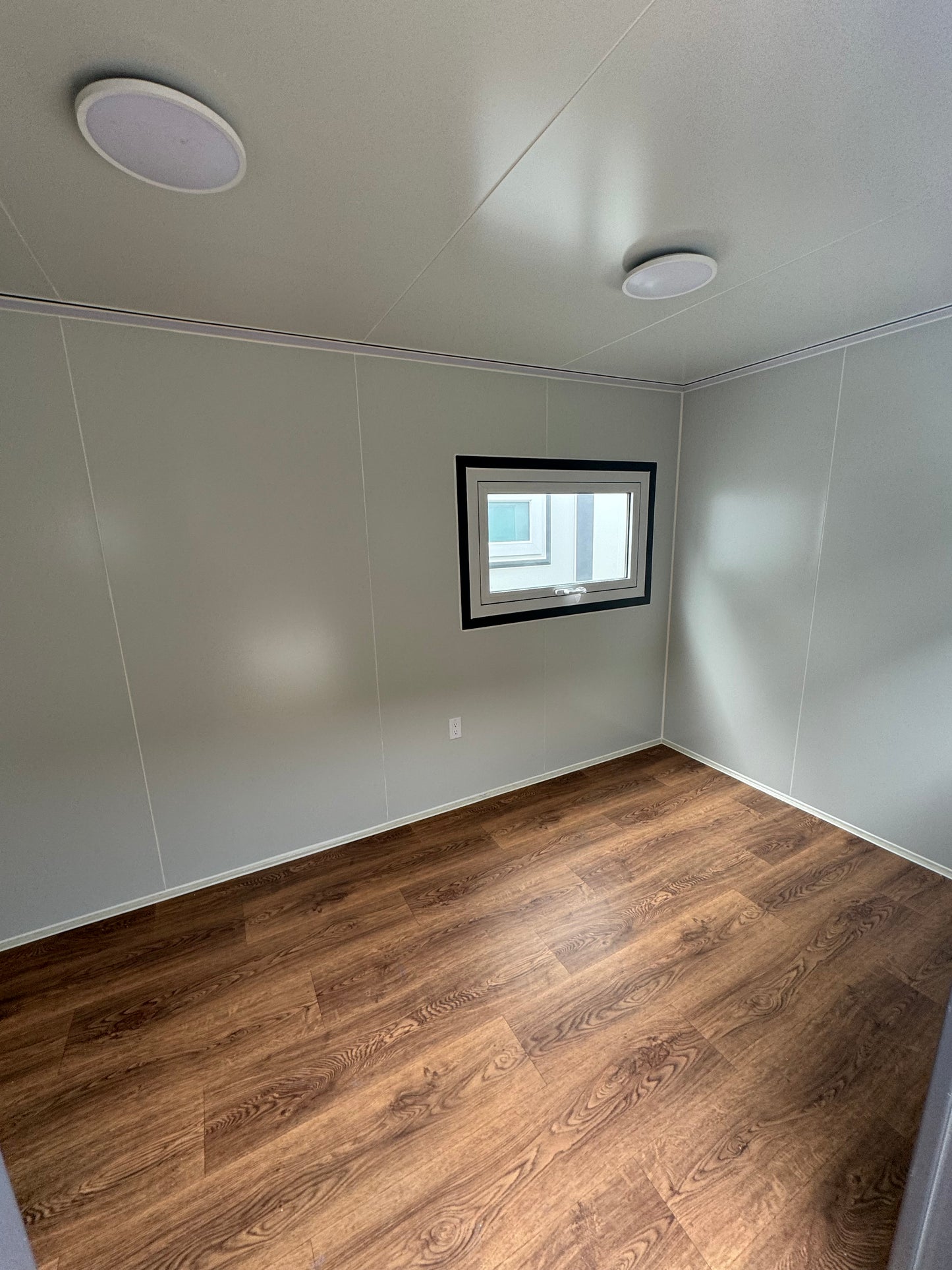 7x13 Prefabricated Office