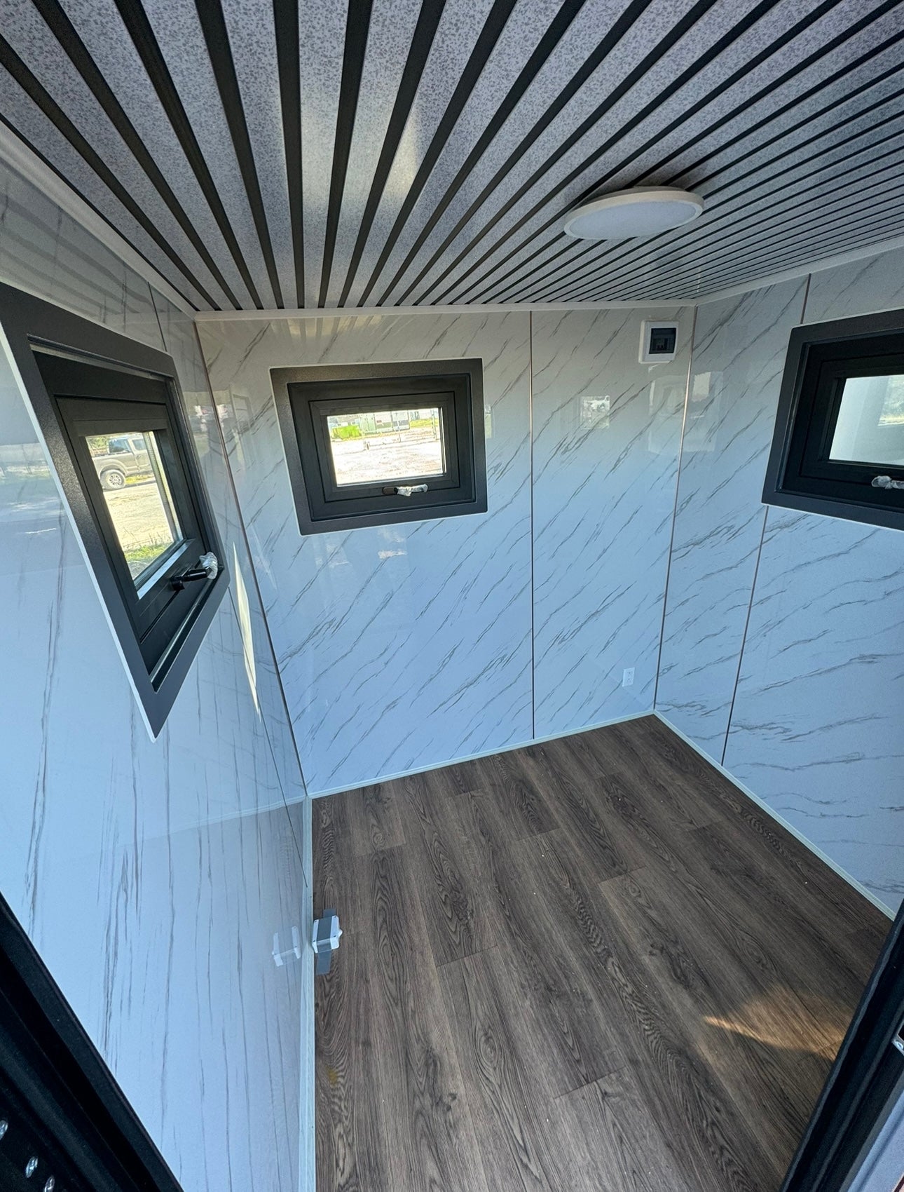 7x6 Prefabricated Office
