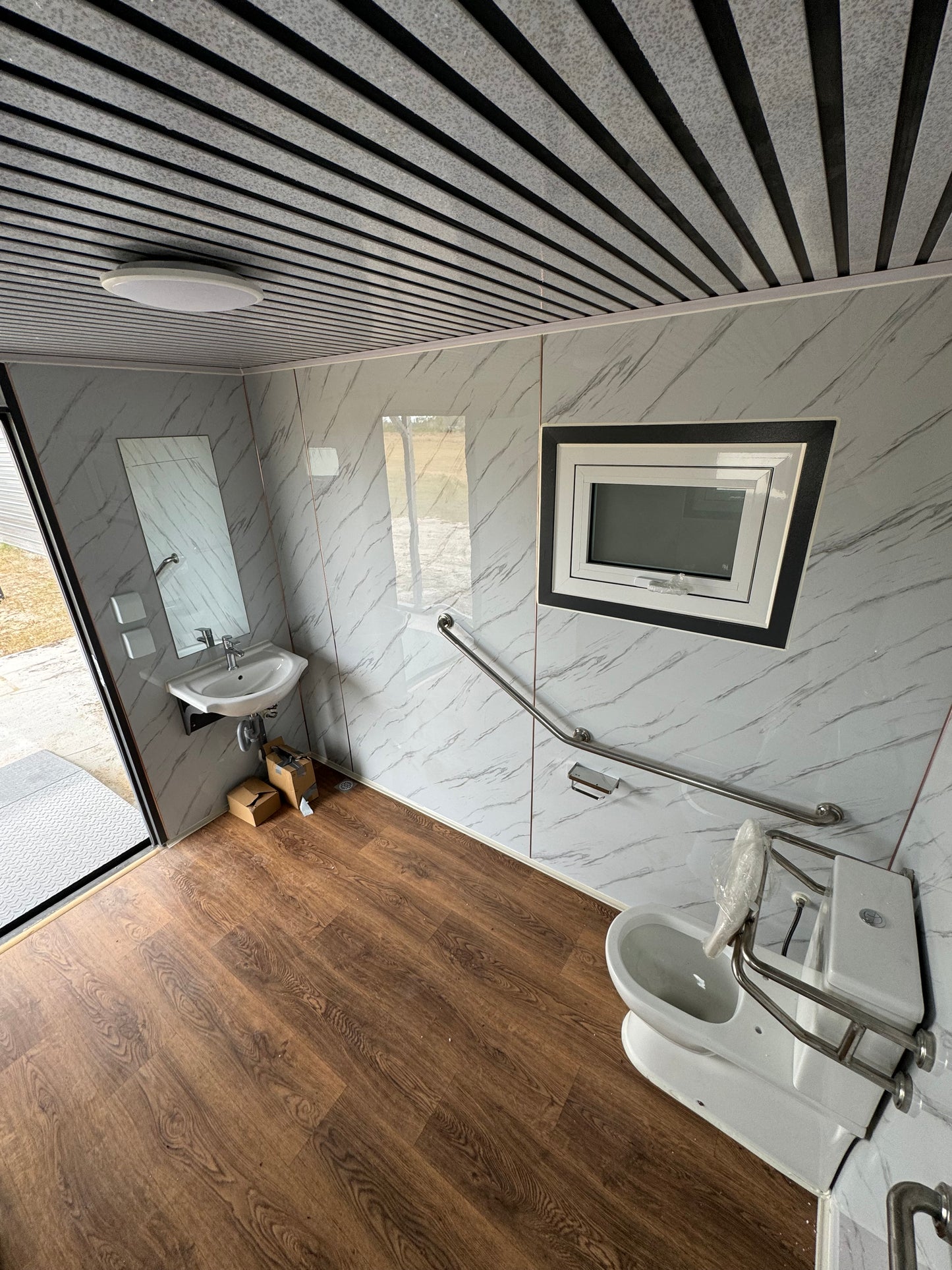Prefabricated Large Handicap Accessible Toilet Unit